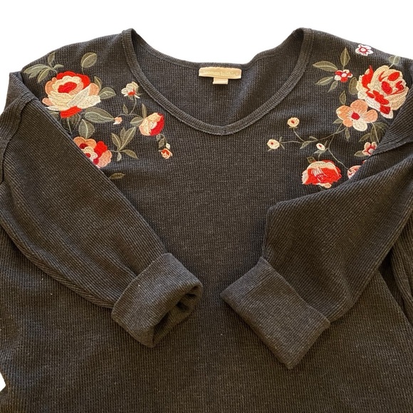 Woman Within Tops - Woman Within plus size 1X (22/24) thermal oversized floral embroidered top